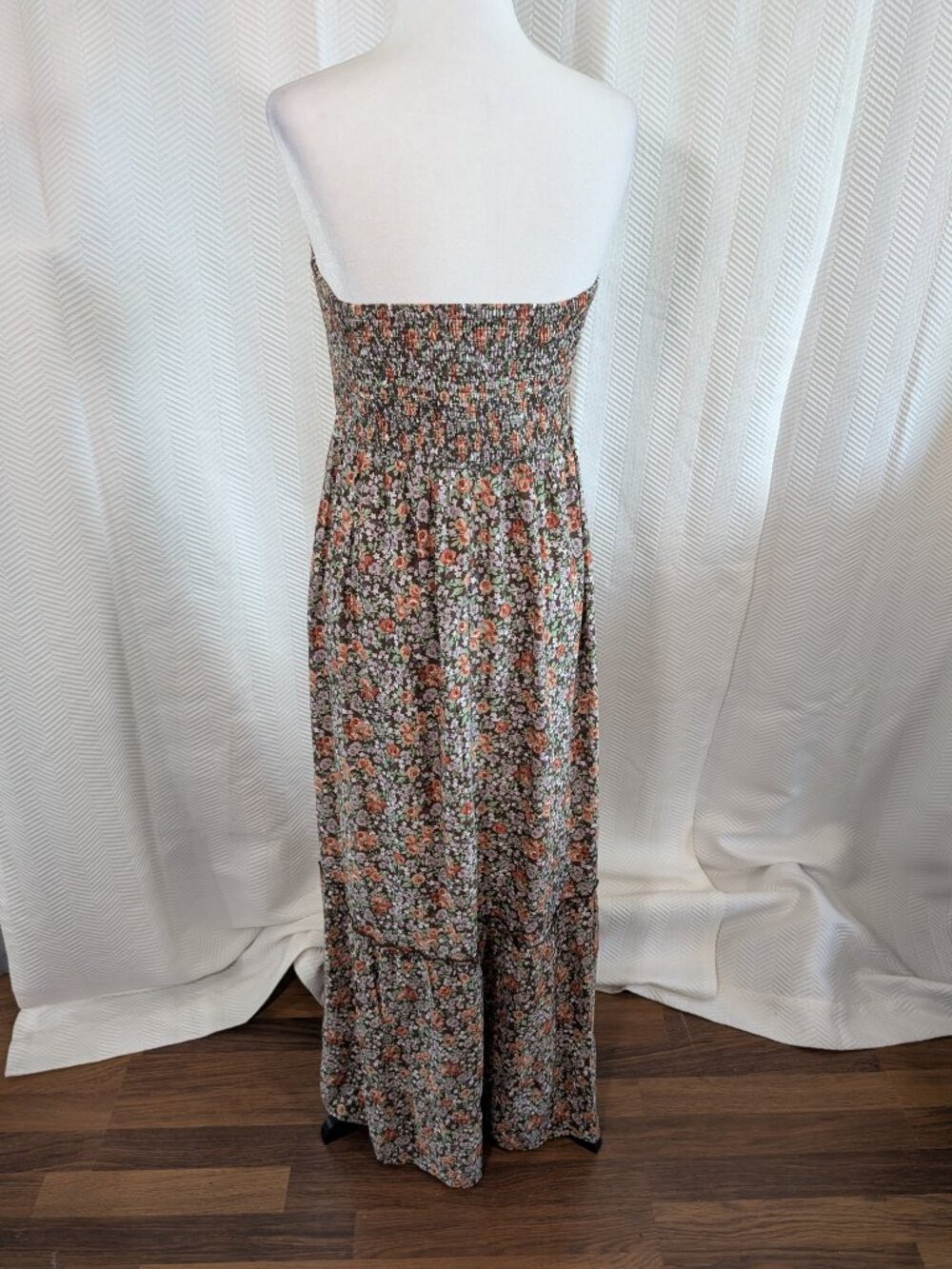 Floral Tube Maxi Dress Brown Smocked Ruffle Hem Boho Cottagecore Size Medium NWT - Picture 3 of 13